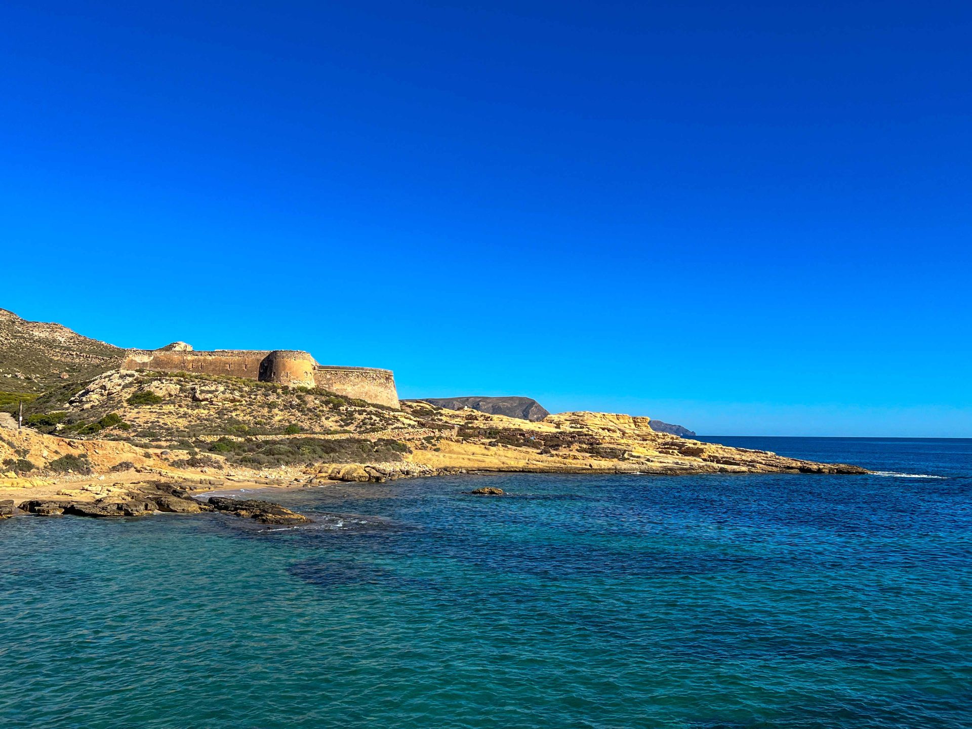 castillo-san-ramon-Playazo-de-rodalquilar-cabo-de-gata